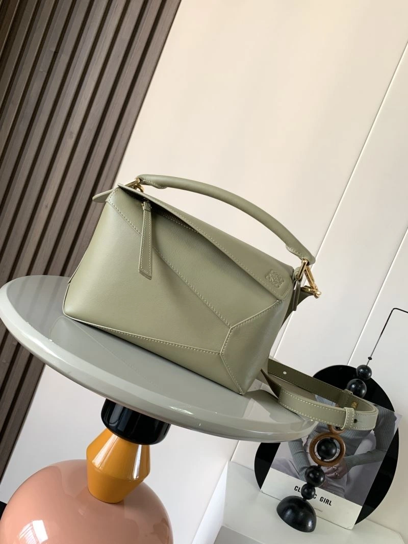 Contemporary Loewe Puzzle Bags 61235