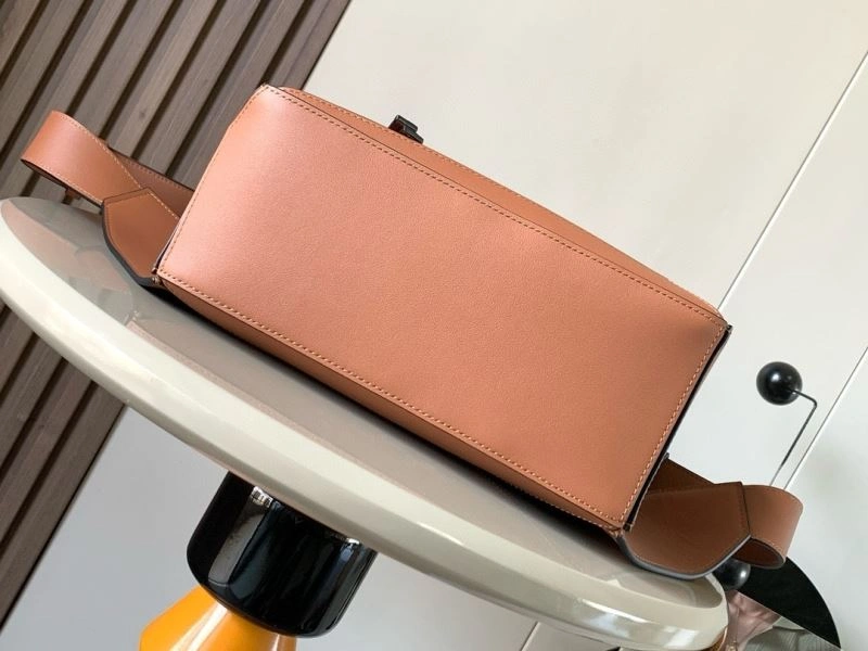 Bold Loewe Puzzle Bags 61228