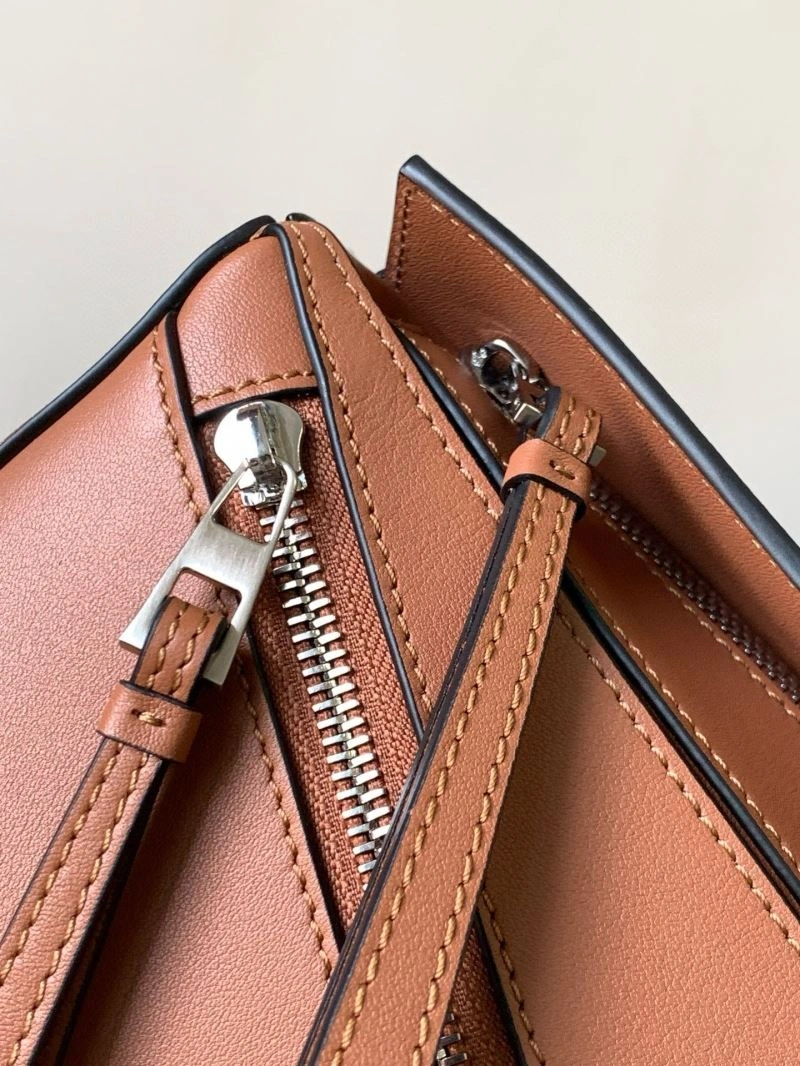 Bold Loewe Puzzle Bags 61228