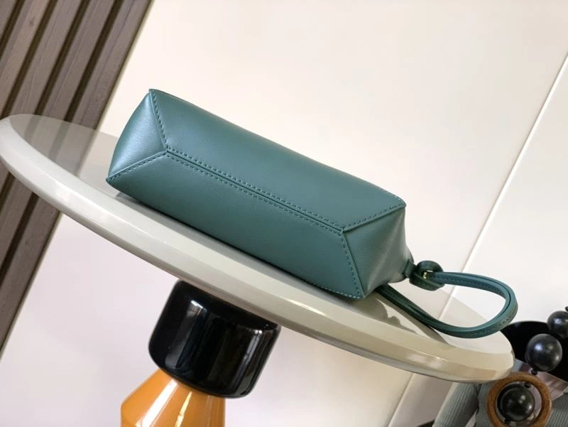 Unique Loewe Puzzle Bags 61218