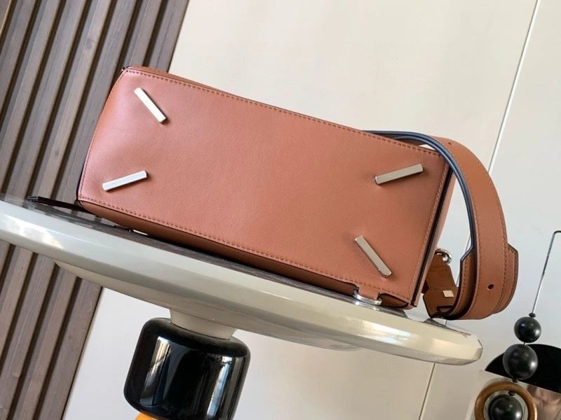 Original Loewe Puzzle Bags 61205