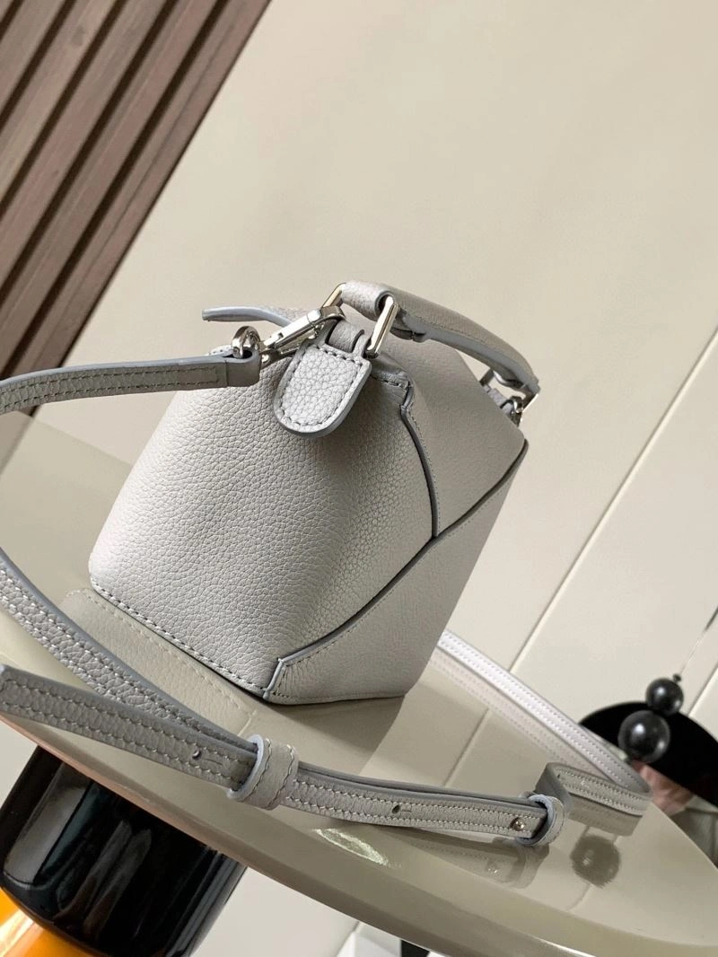 Elegant Loewe Puzzle Bags 61216