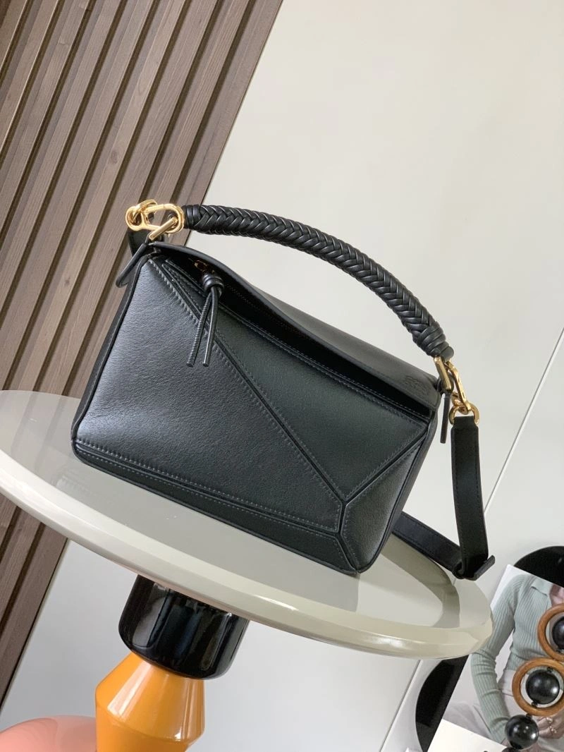 Trendsetting Loewe Puzzle Bags 61195