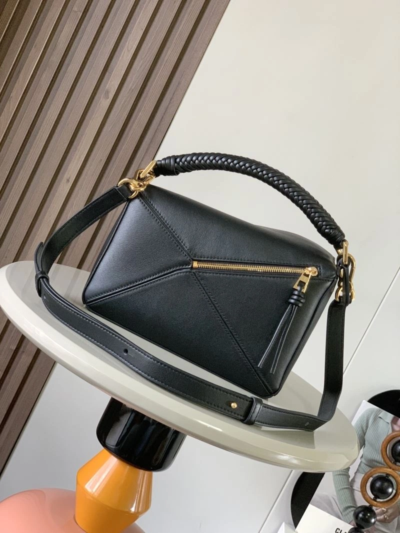 Trendsetting Loewe Puzzle Bags 61195