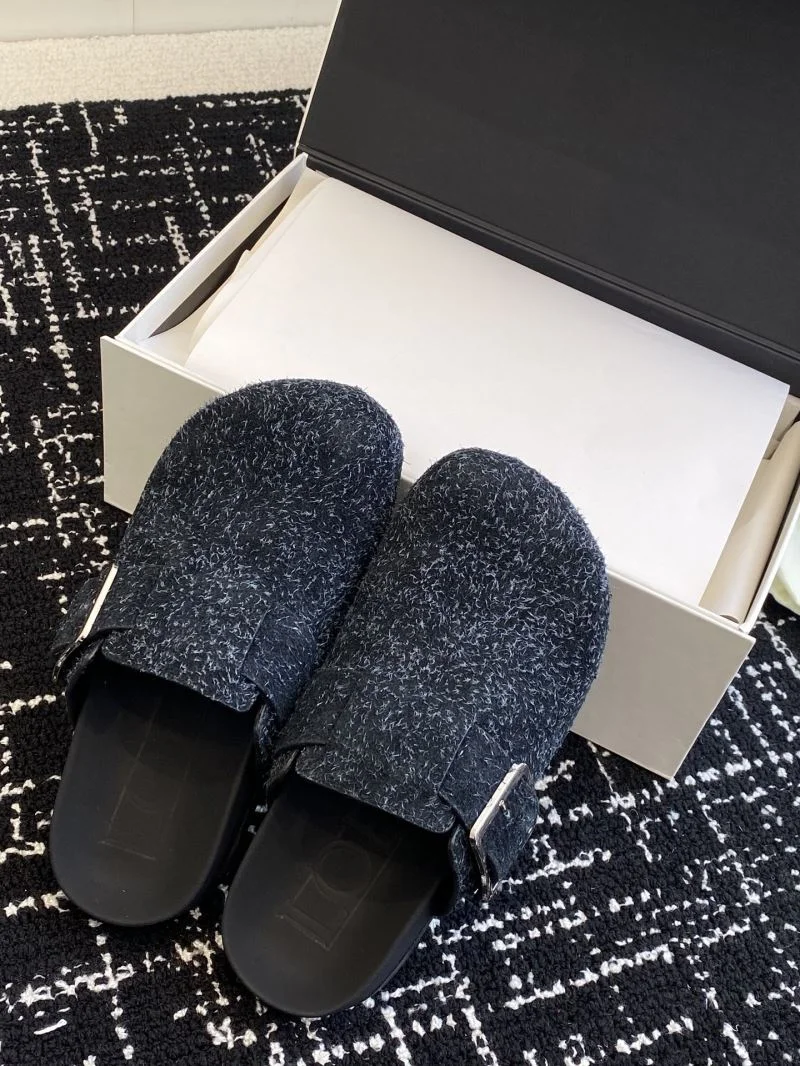 Loewe Sandals Chic 12199