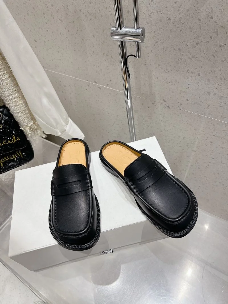 Loewe Sandals ModernLook 15542