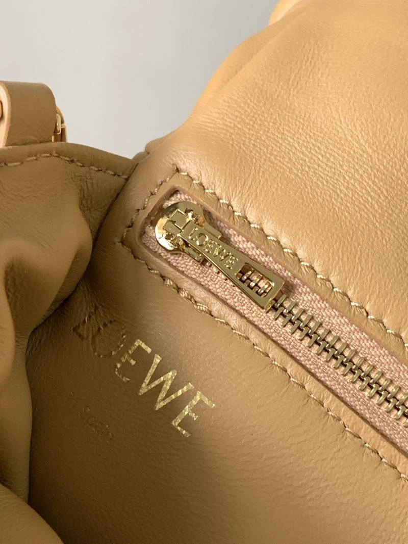 Loewe Satchel Bags Bold 77328