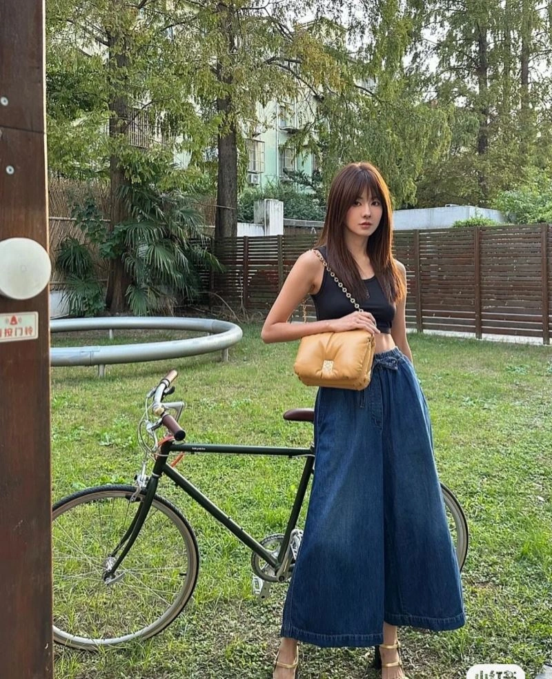 Loewe Satchel Bags Refined 73283
