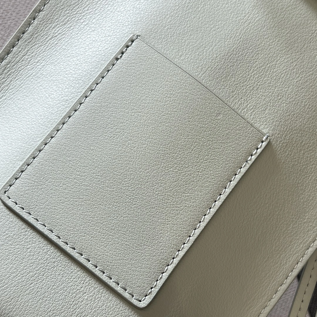 Fashionable Loewe Satchel Bags 72091