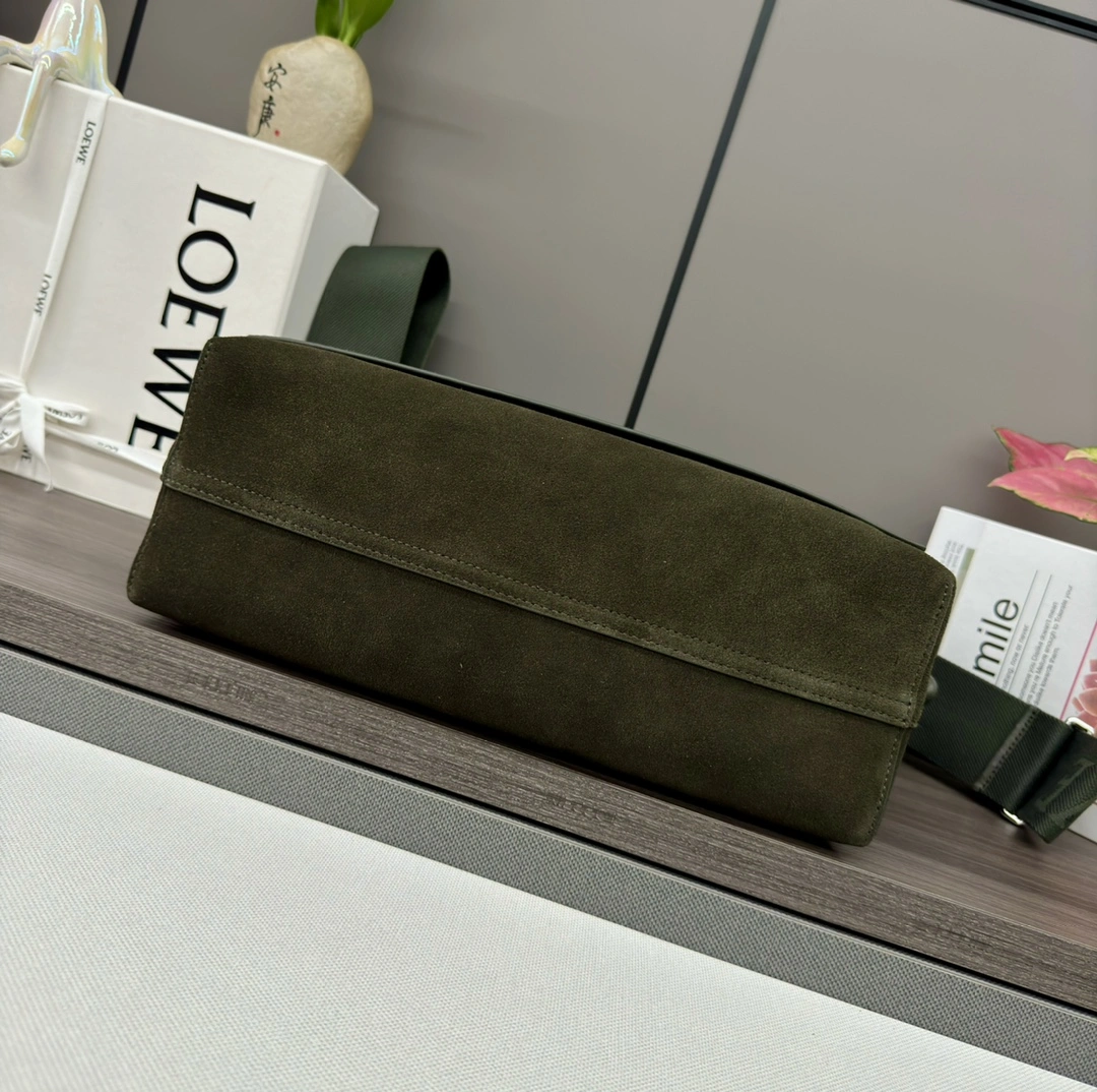 Loewe Satchel Bags Cozy 72085