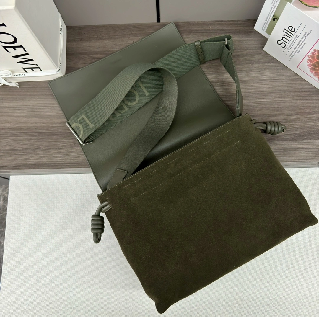 Loewe Satchel Bags Cozy 72085