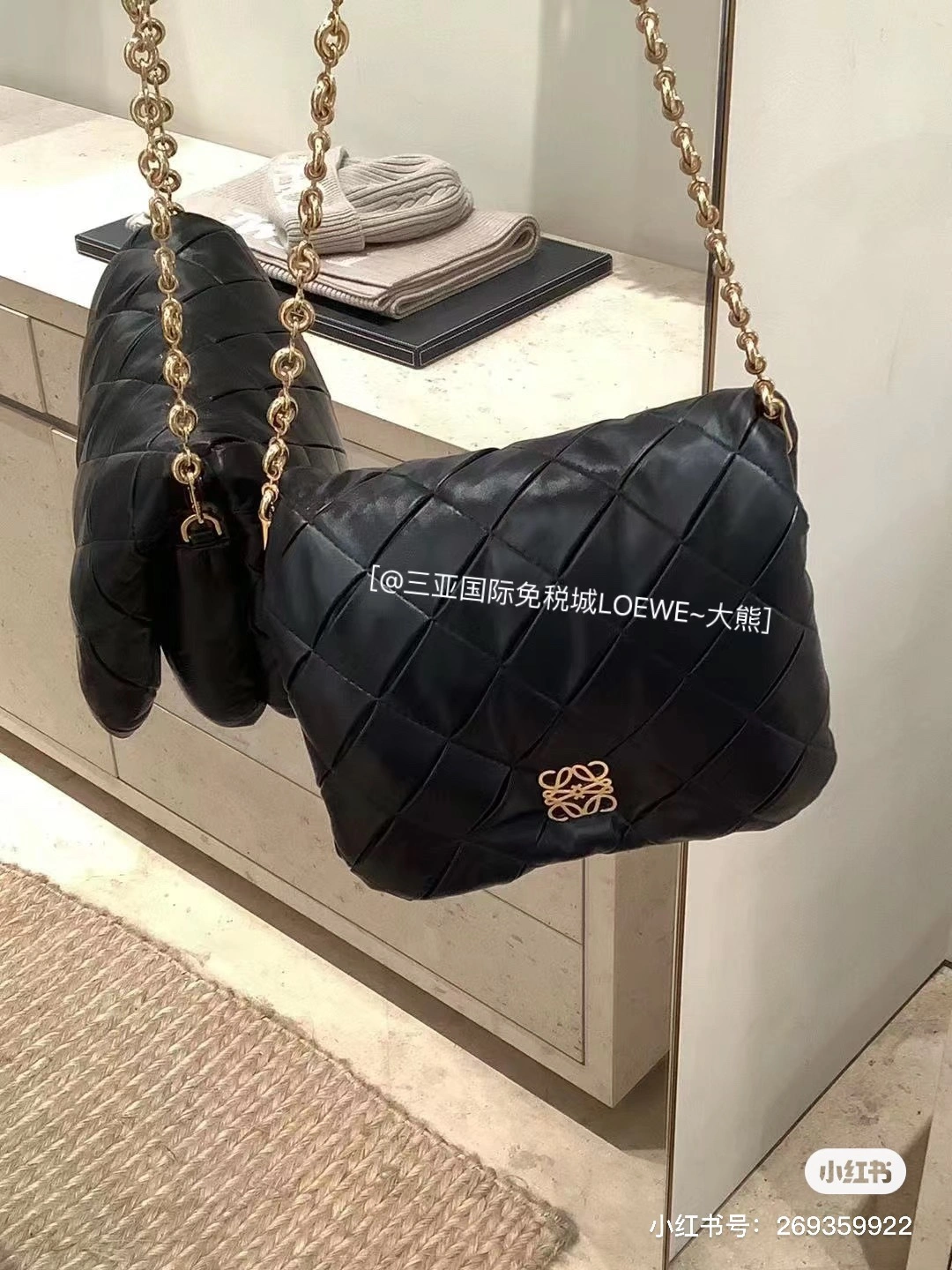 Loewe Satchel Bags Unisex 72086