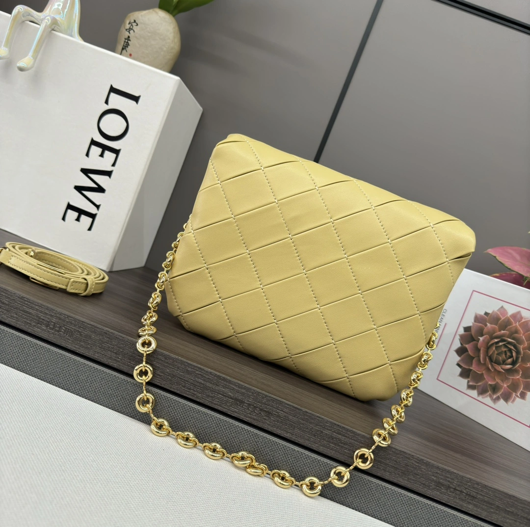 Fashionable Loewe Satchel Bags 72084
