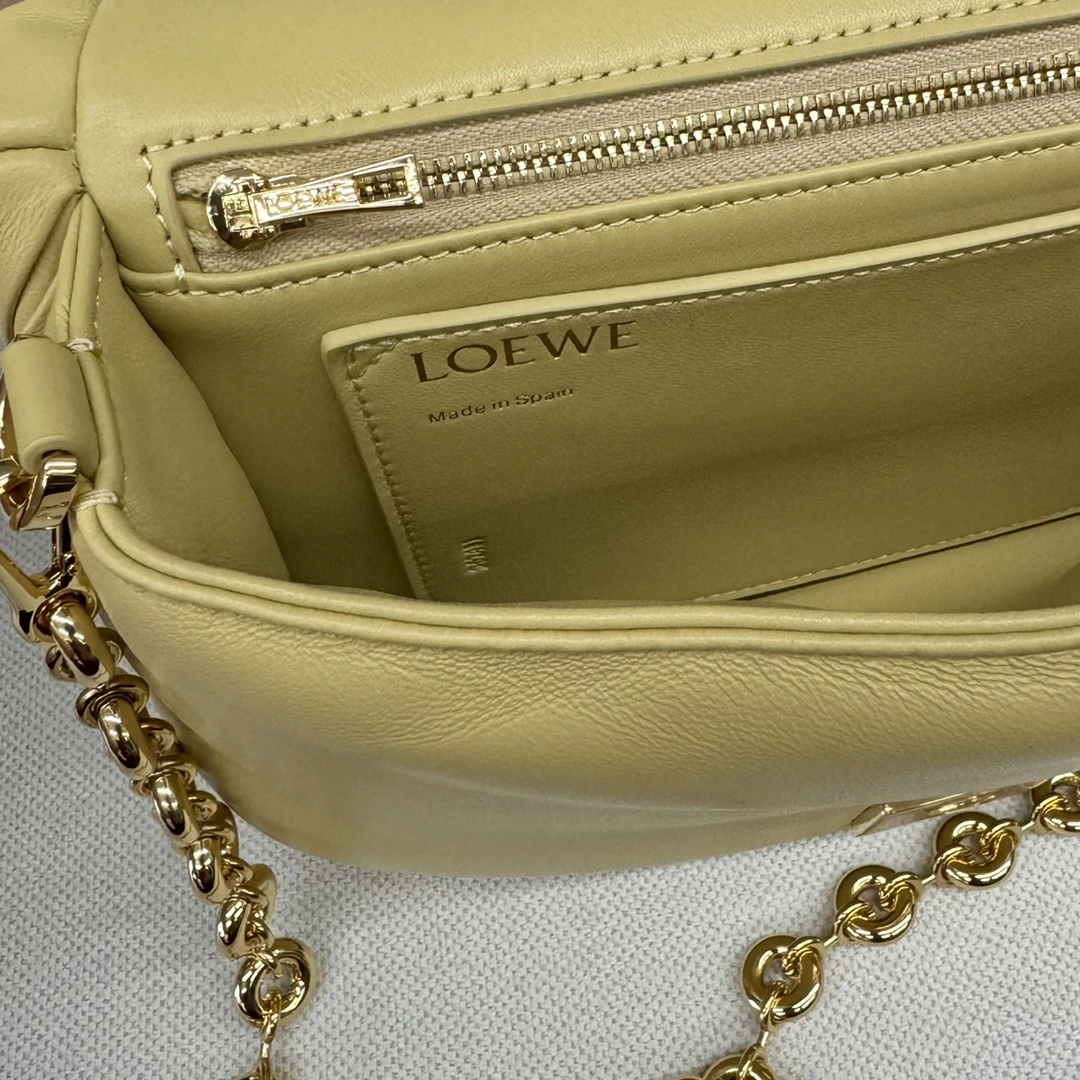 Fashionable Loewe Satchel Bags 72084