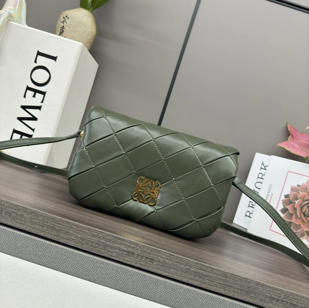 Loewe Satchel Bags Youthful 72075