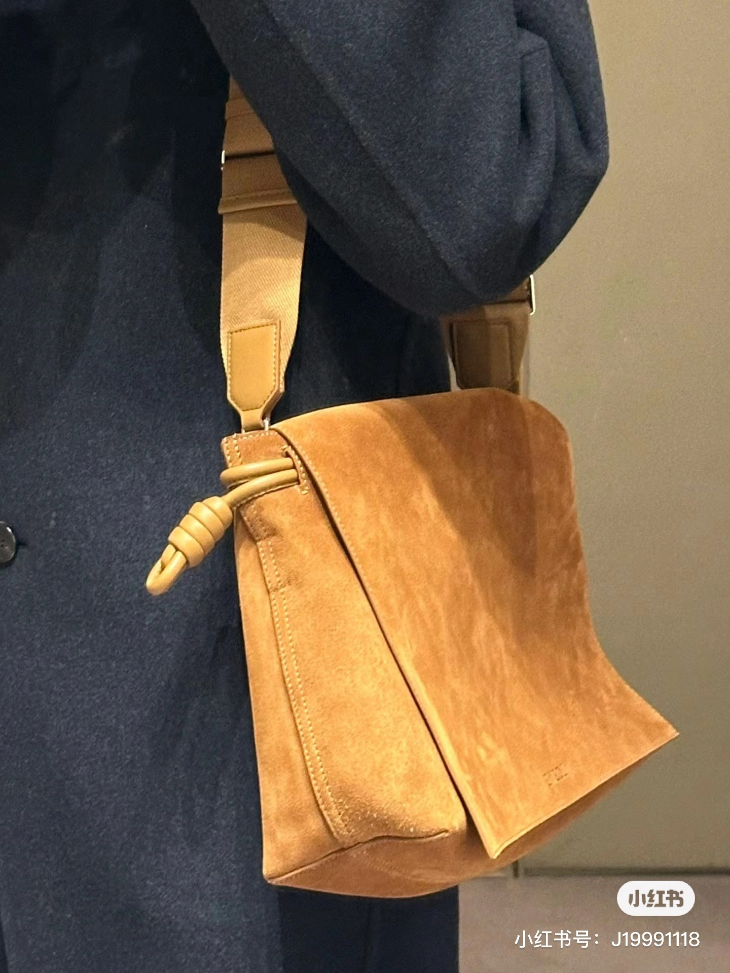 ZipUp Loewe Satchel Bags 67172