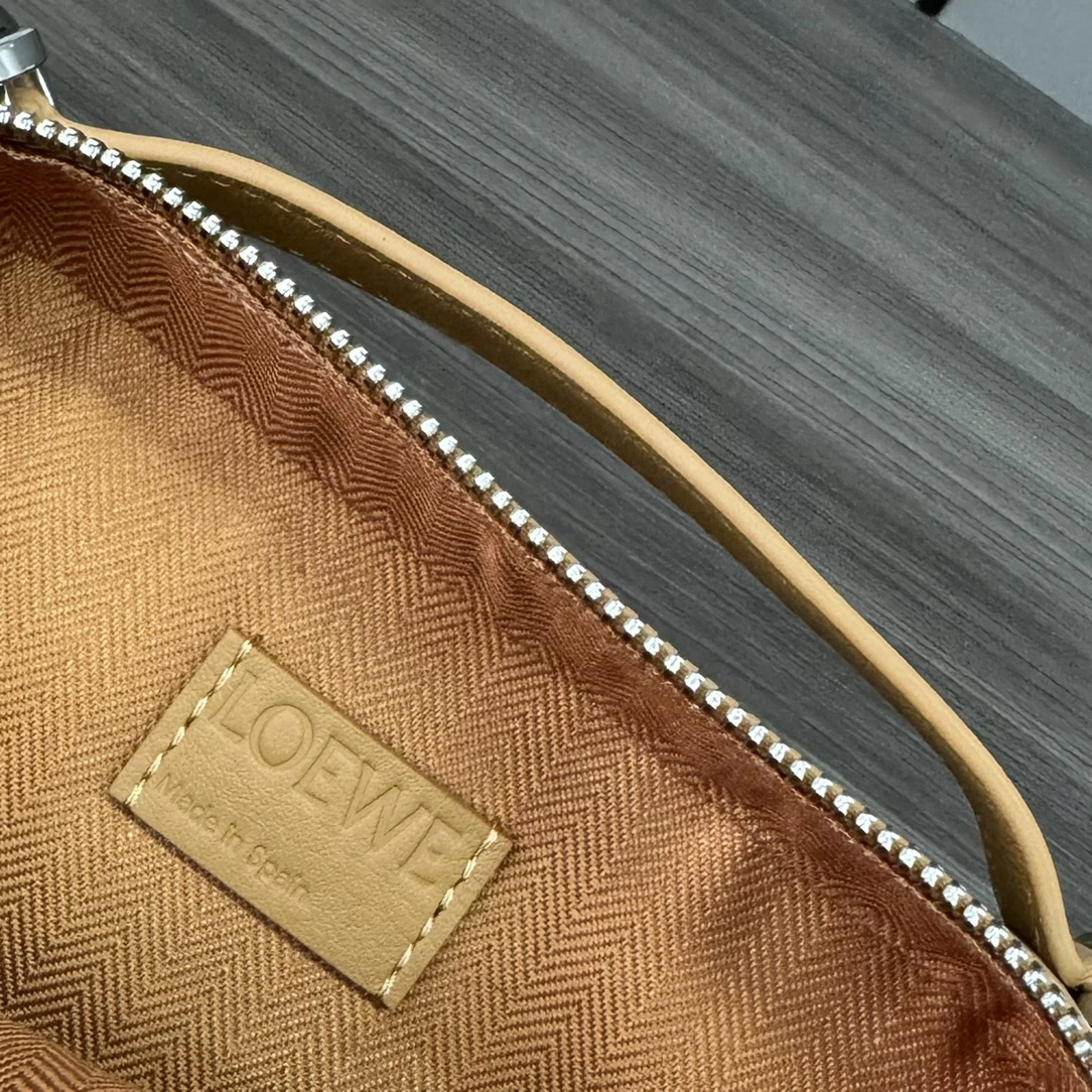 Loewe Satchel Bags MoistureWicking 67167