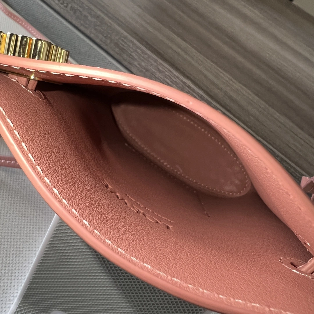 Loewe Satchel Bags Soft 67164