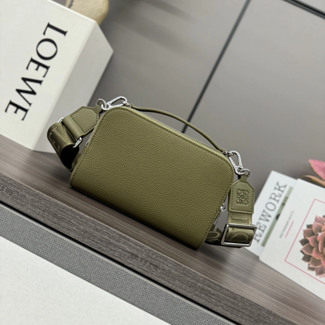 Loewe Satchel Bags EasyCare 67209