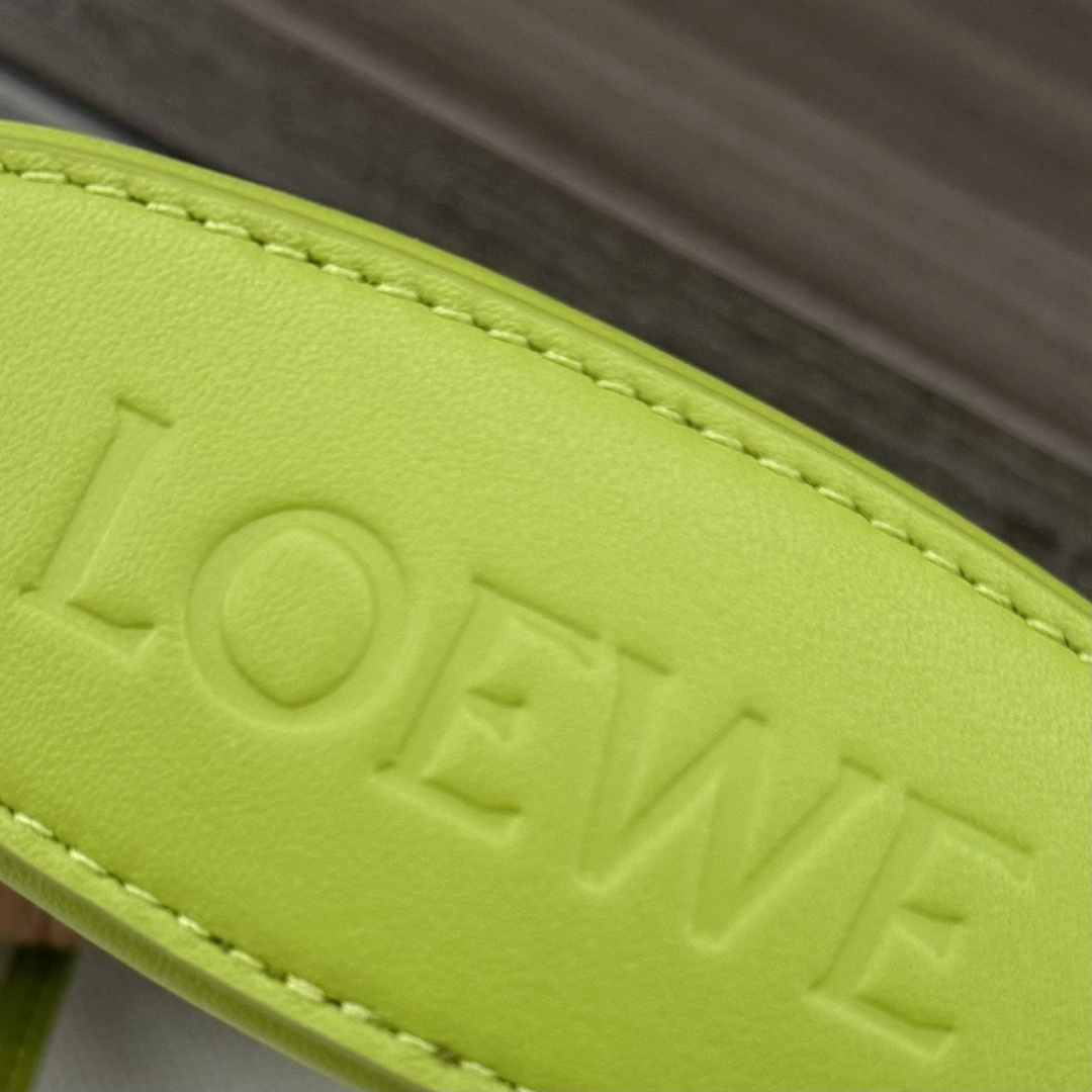 FastDry Loewe Satchel Bags 67170