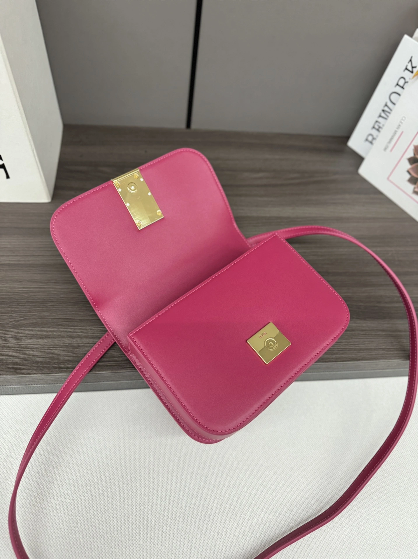 Loewe Satchel Bags Soft 67166