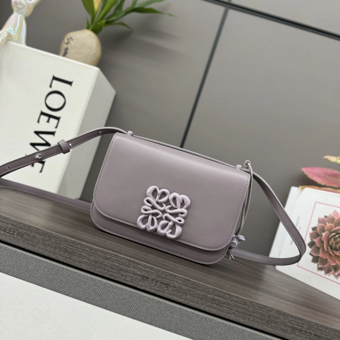 Comfortable Loewe Satchel Bags 67157