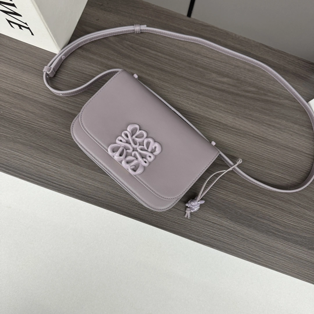 Comfortable Loewe Satchel Bags 67157