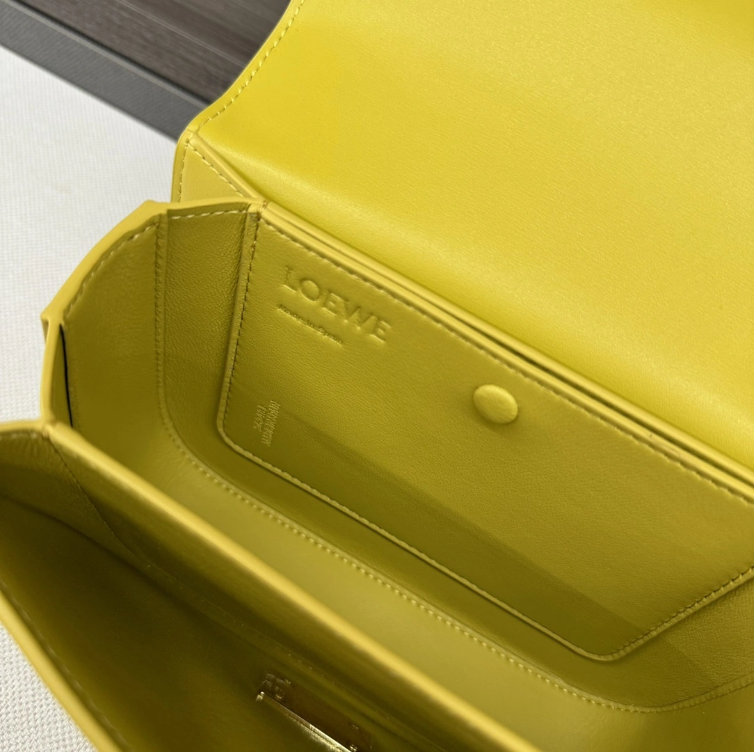 Loewe Satchel Bags TravelReady 67160