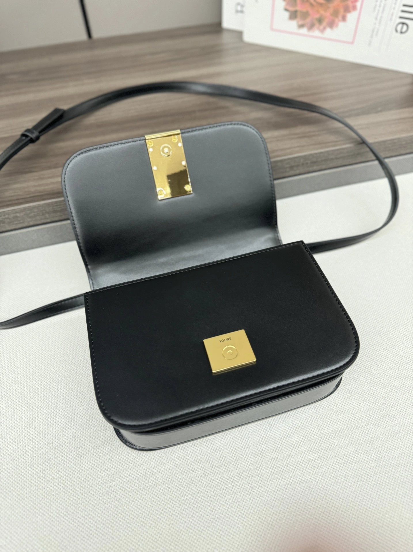 Refined Loewe Satchel Bags 67201