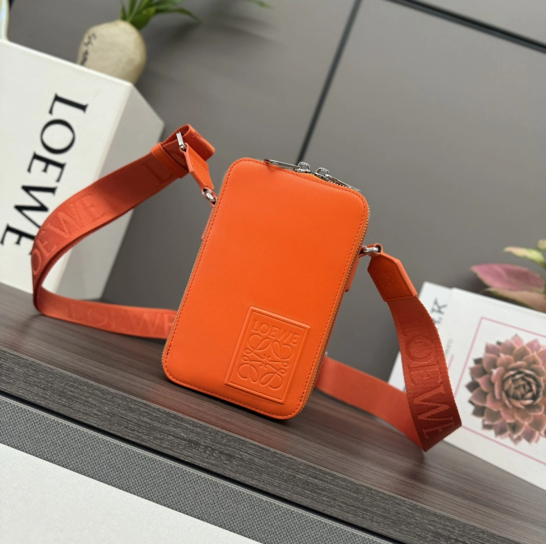Loewe Satchel Bags Casual 67196