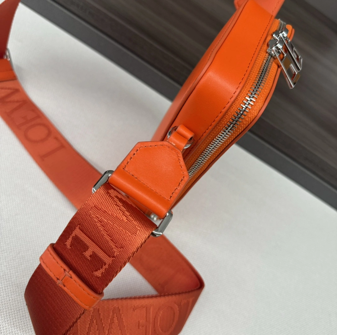 Loewe Satchel Bags Casual 67196