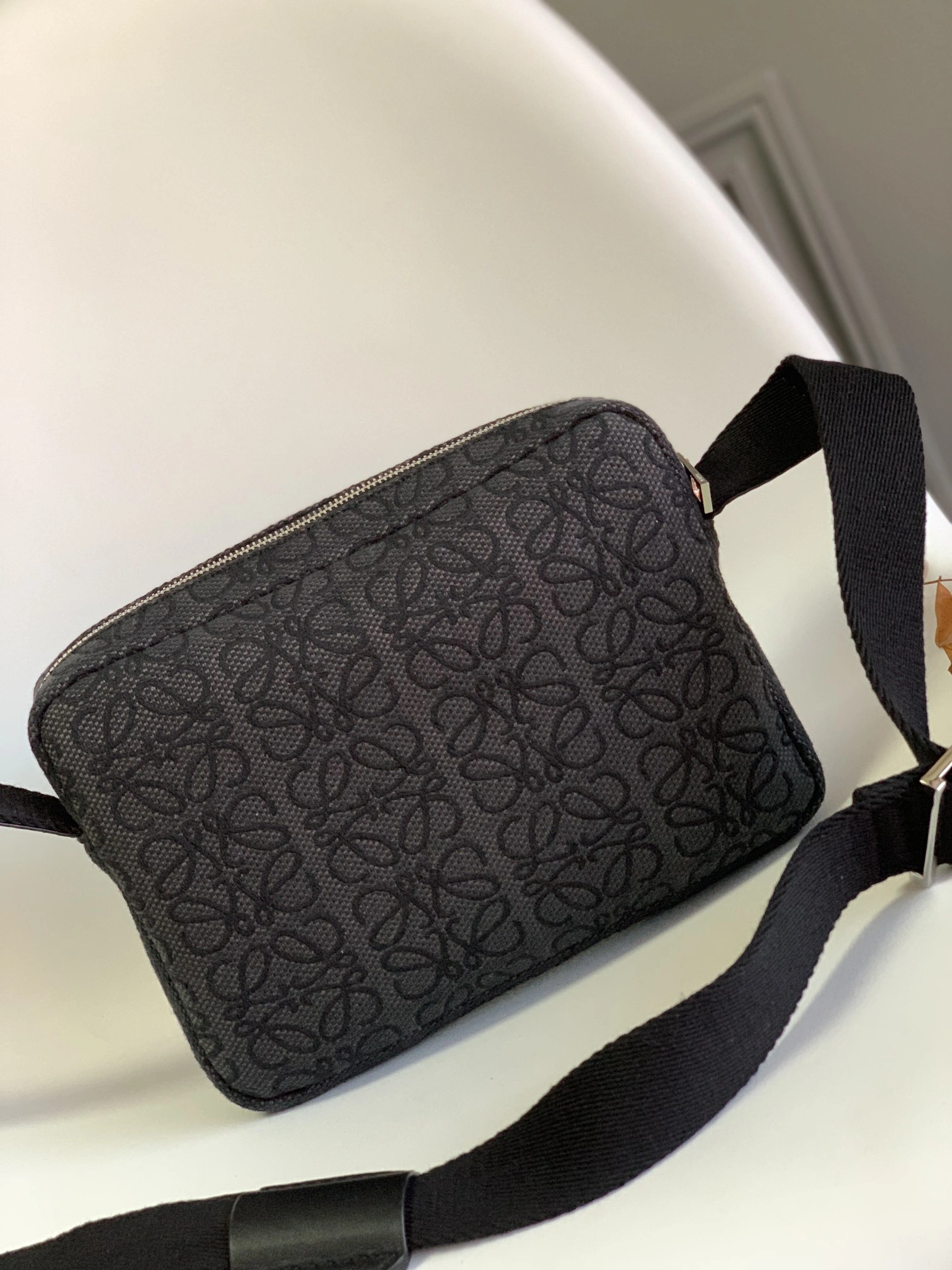 Loewe Satchel Bags OnTrend 67189