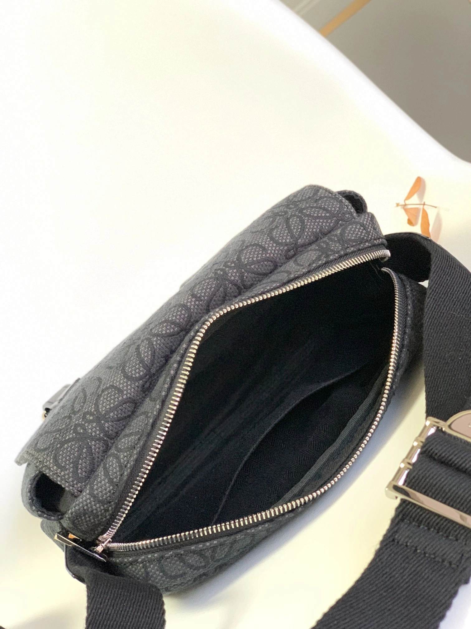 Loewe Satchel Bags OnTrend 67189