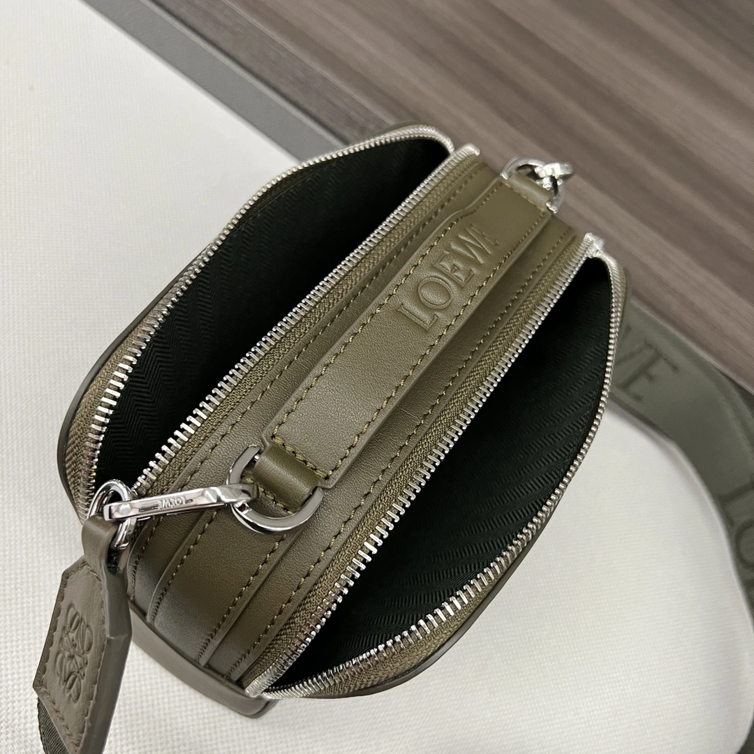 Reliable Loewe Satchel Bags 67159
