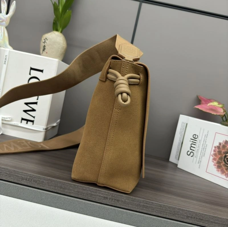 Loewe Satchel Bags Supportive 61432