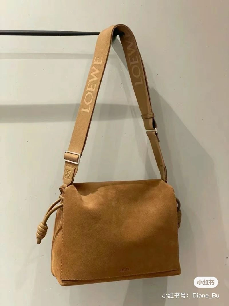 Loewe Satchel Bags Supportive 61432