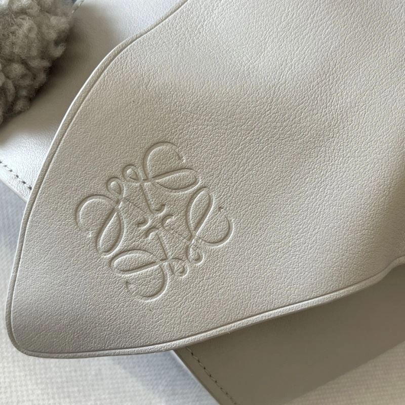 Fashionable Loewe Satchel Bags 61430