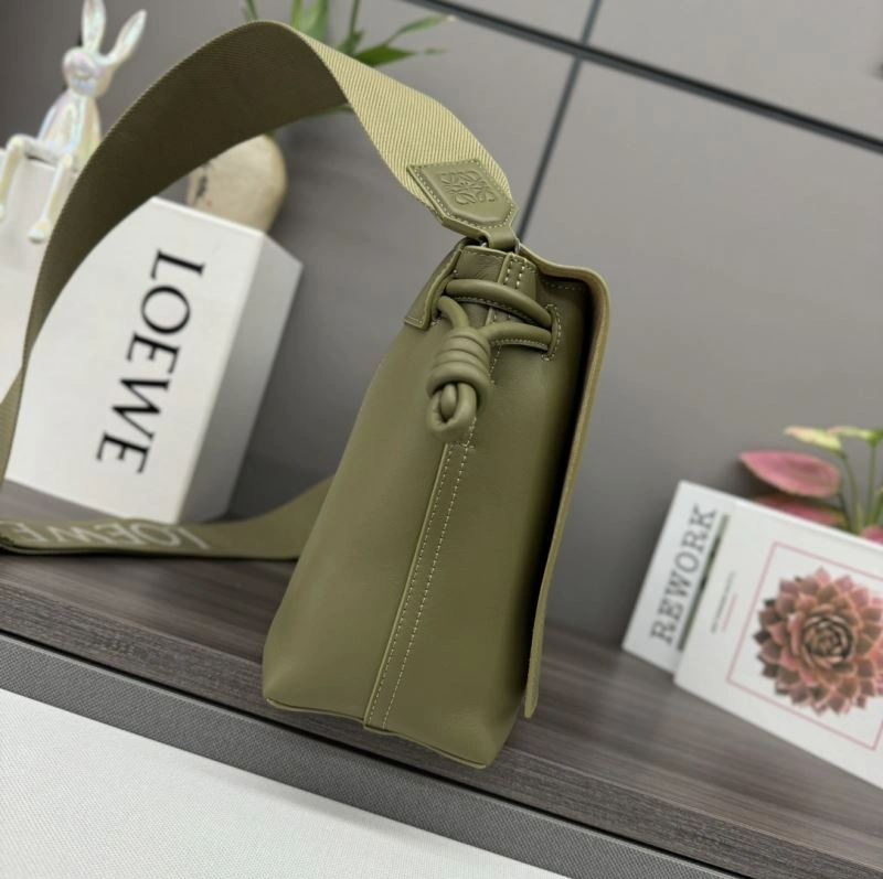 Loewe Satchel Bags Cozy 61428