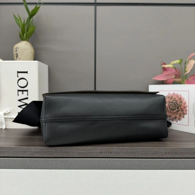 Loewe Satchel Bags Minimalist 61431