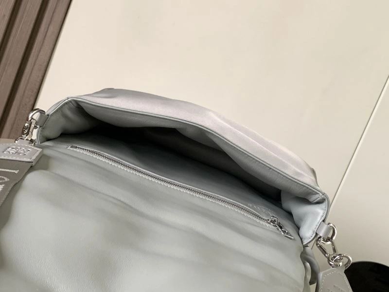 Snug Loewe Satchel Bags 73068