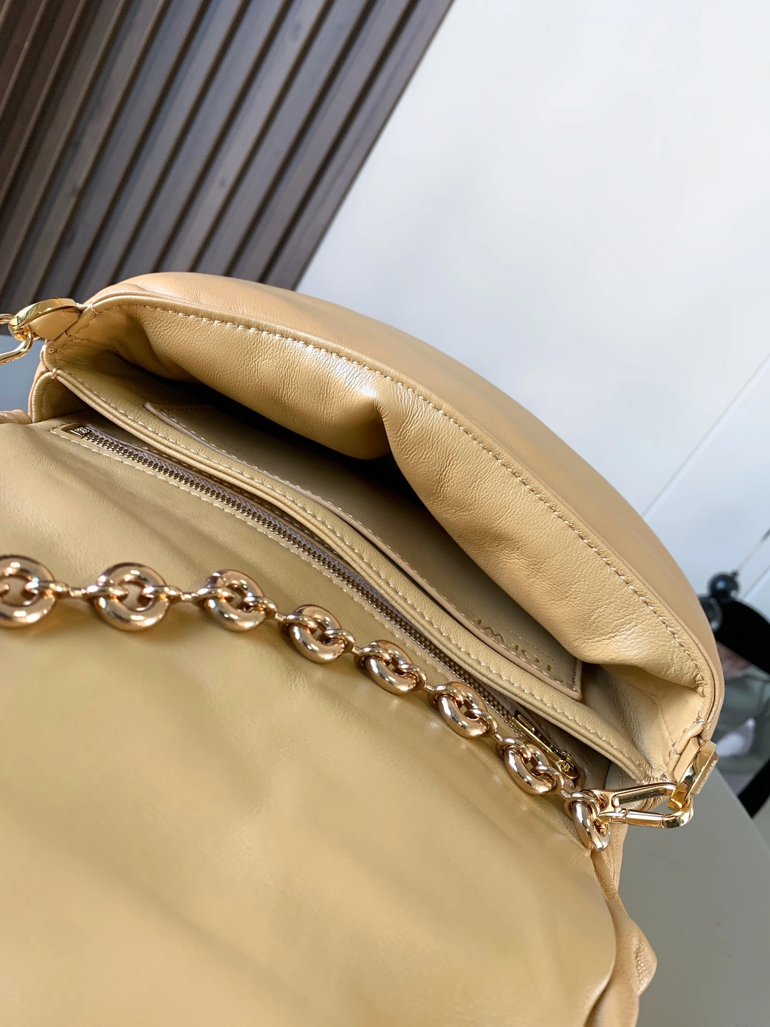 Loewe Satchel Bags Reliable 71915