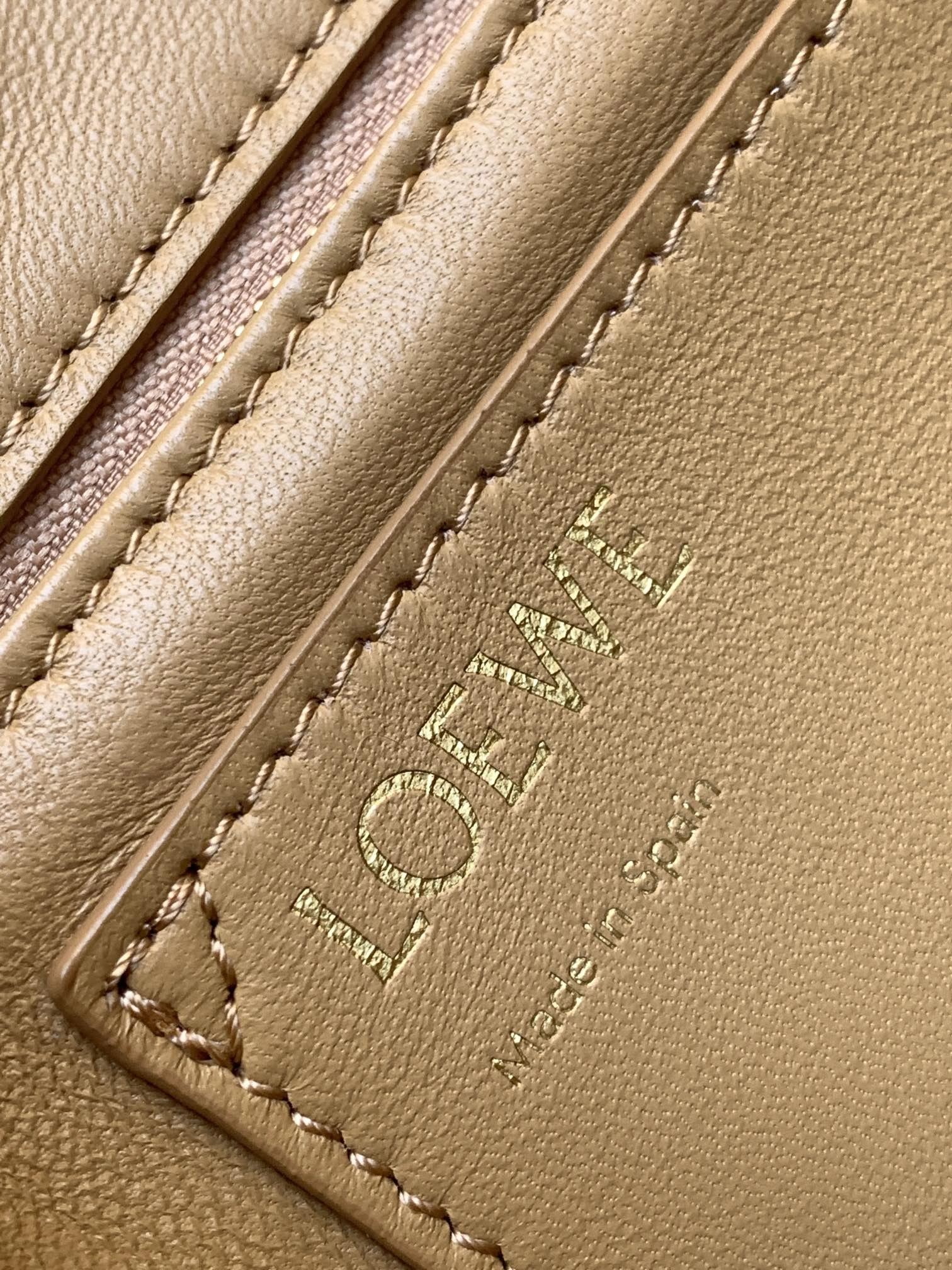 Loewe Satchel Bags Reliable 71915