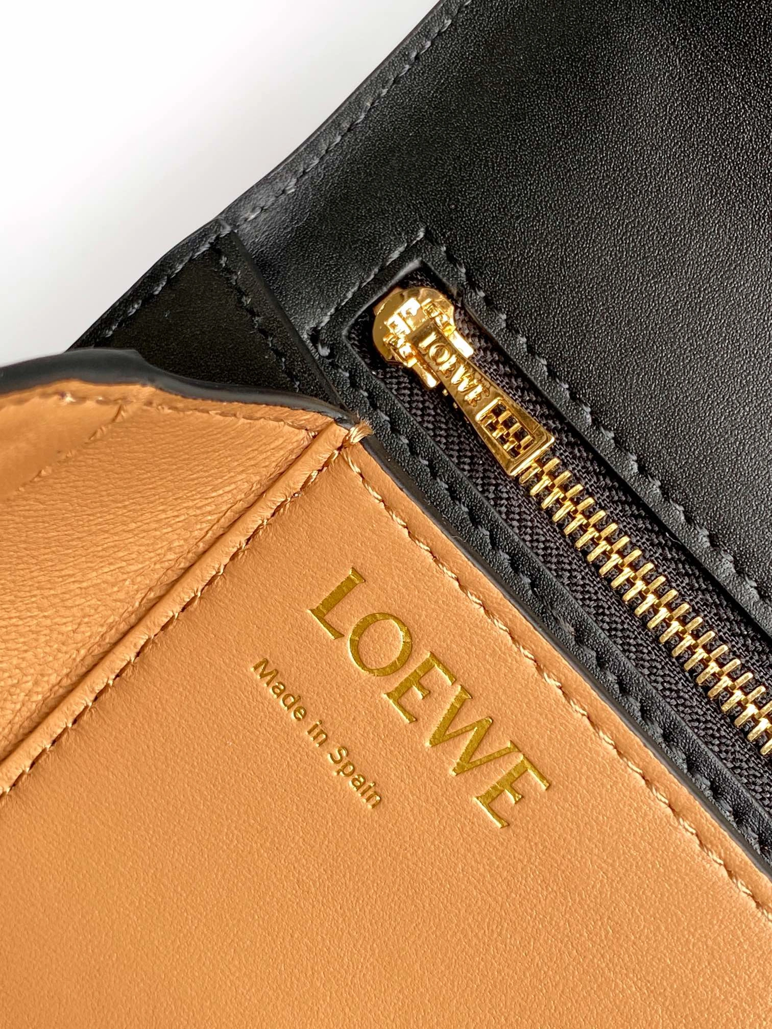 Loewe Satchel Bags AllSeason 71907