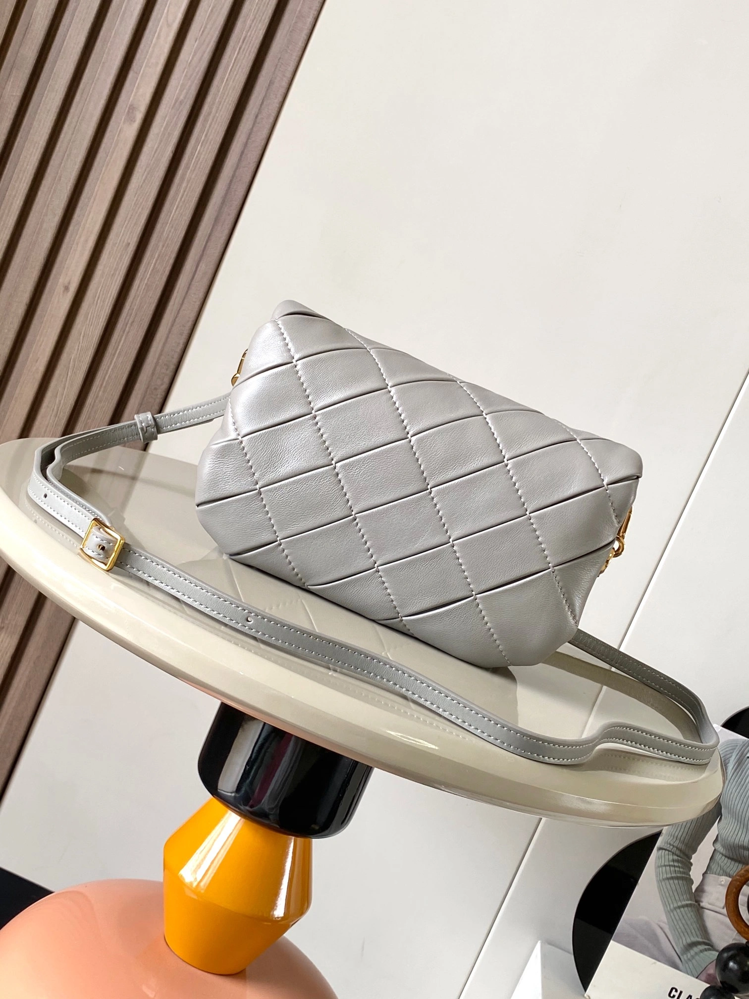Youthful Loewe Satchel Bags 71906