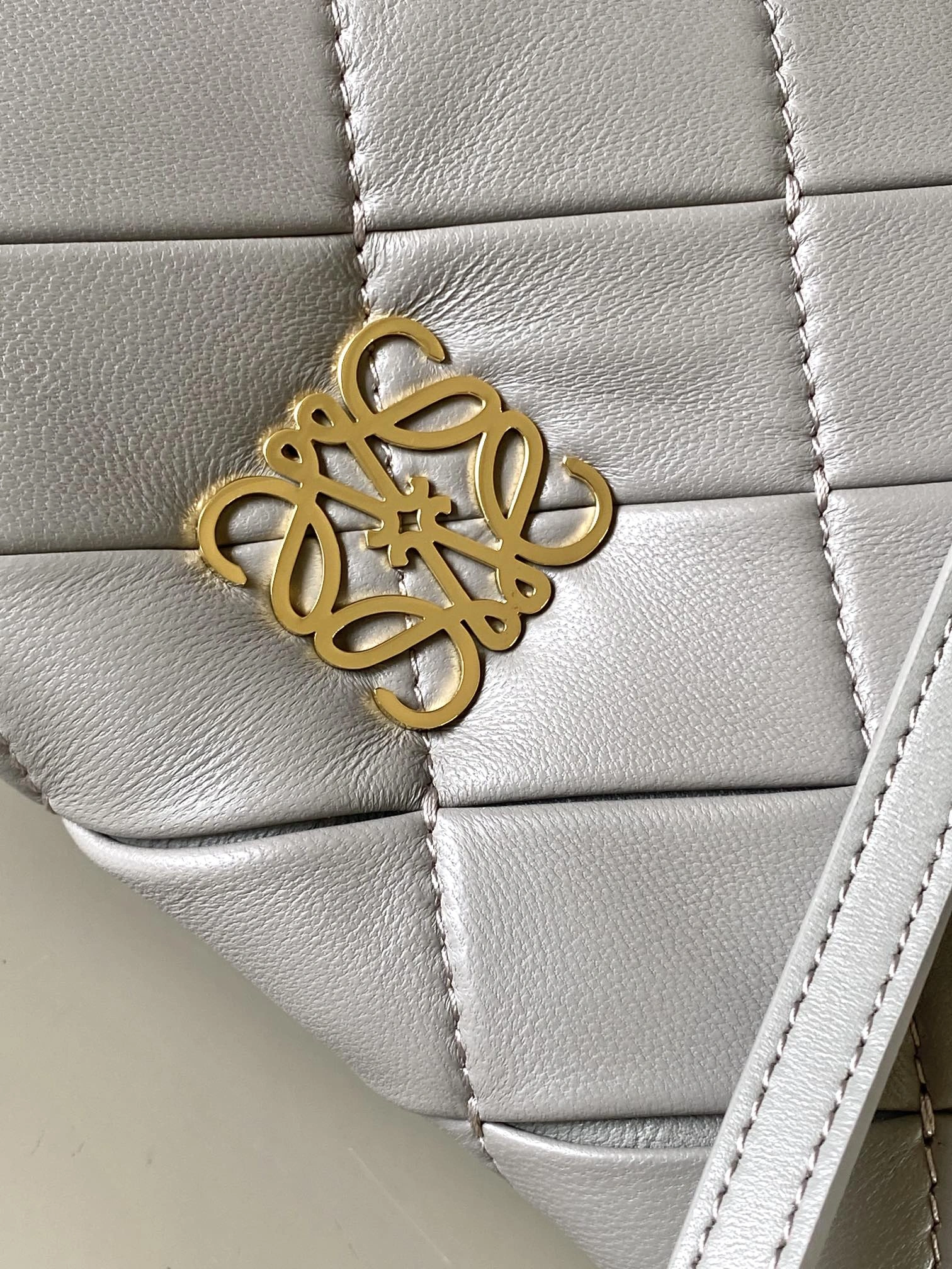 Youthful Loewe Satchel Bags 71906
