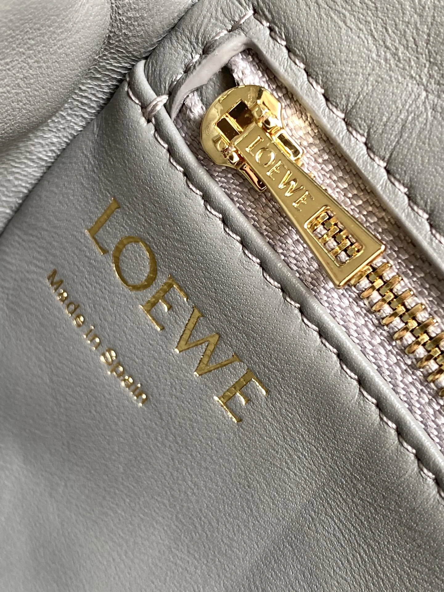 Youthful Loewe Satchel Bags 71906