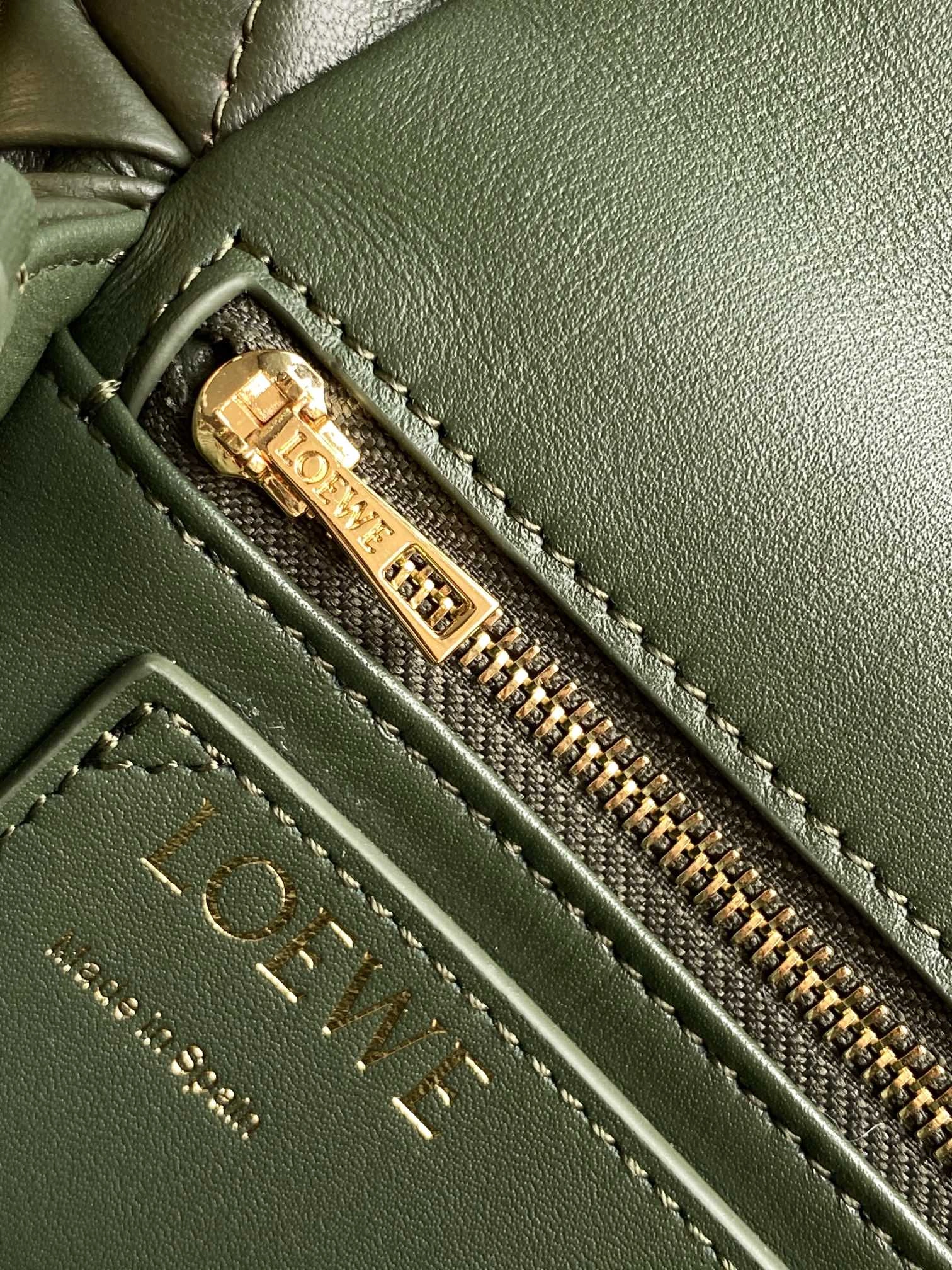 Loewe Satchel Bags SoftTouch 71908
