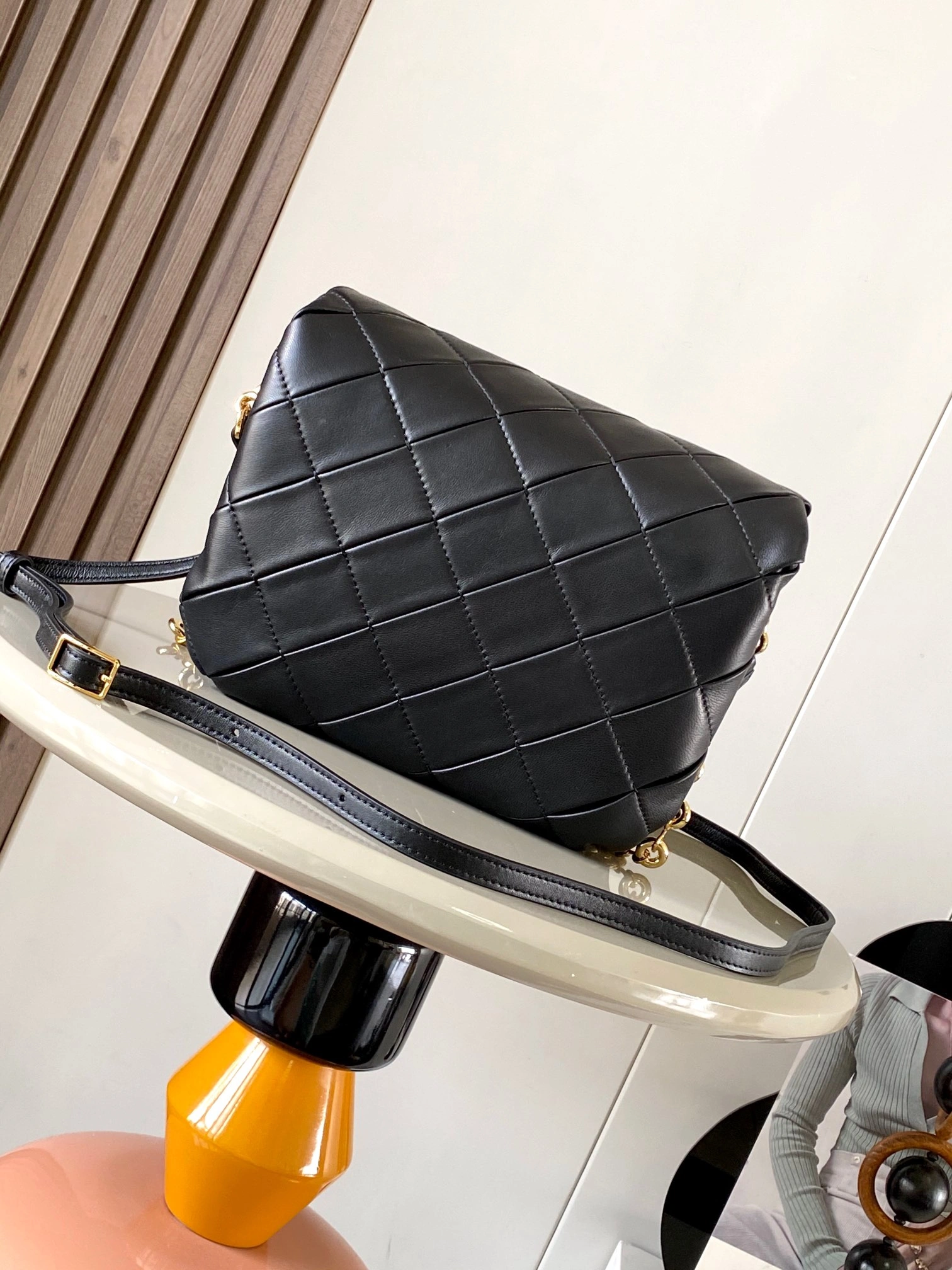 Loewe Satchel Bags Classic 71913