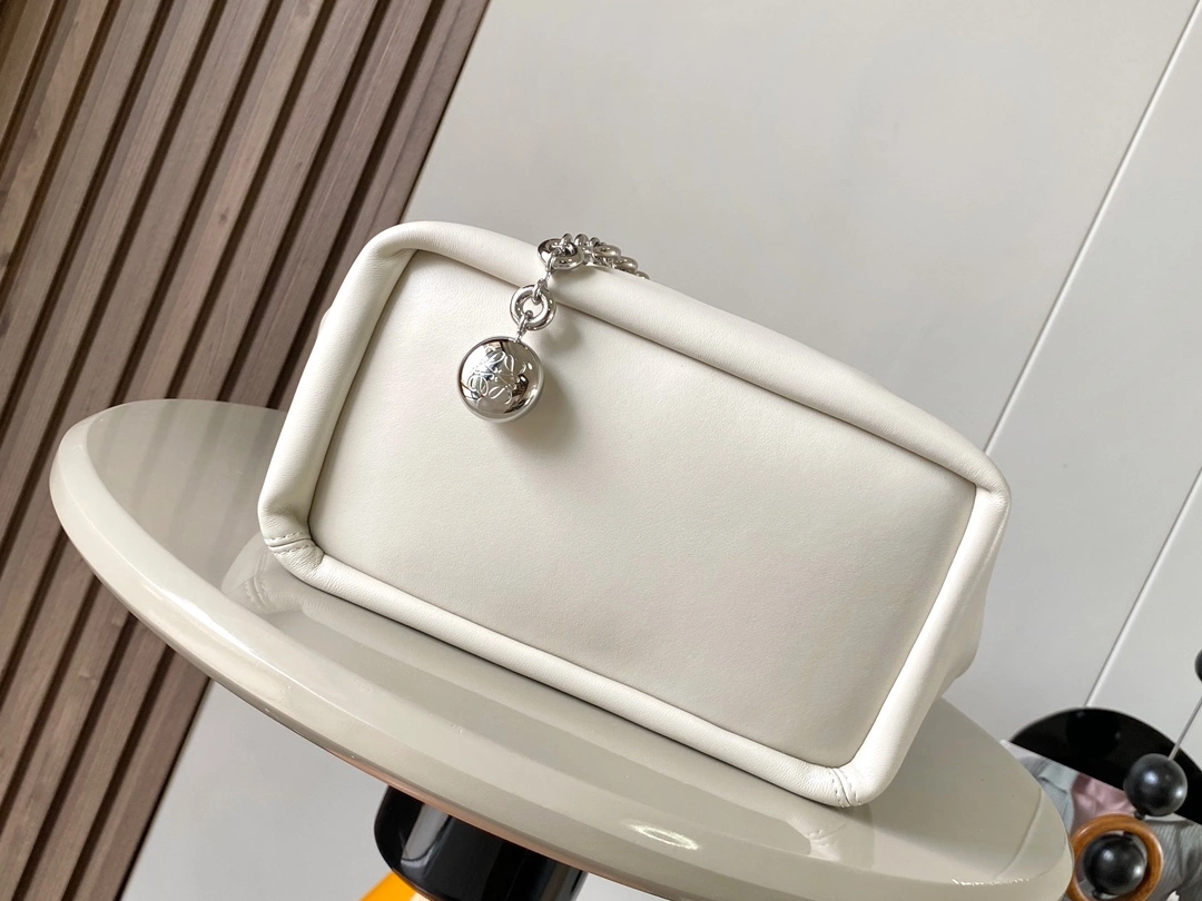 Loewe Satchel Bags Durable 71900