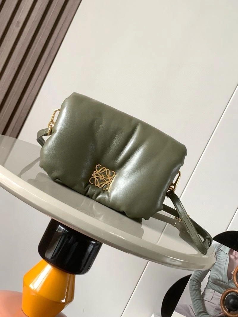 Versatile Loewe Satchel Bags 67060